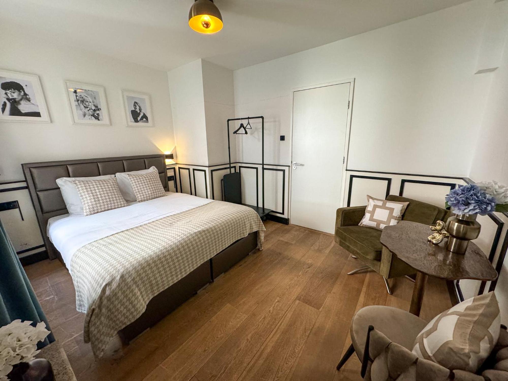 Yourbnb Suites Haarlemmerstraat Amesterdão Exterior foto