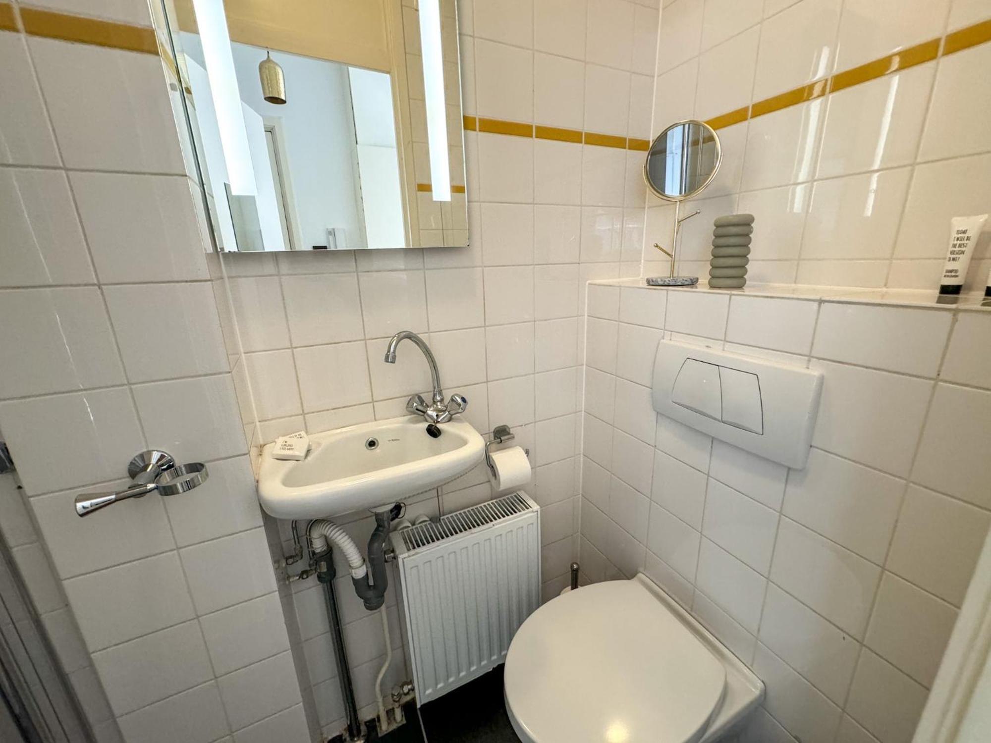 Yourbnb Suites Haarlemmerstraat Amesterdão Exterior foto